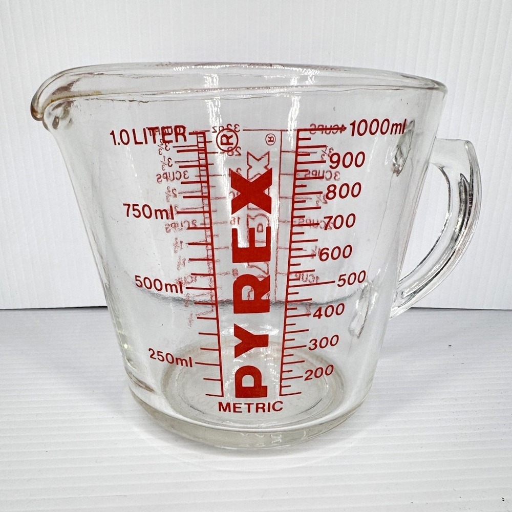 Vintage Pyrex 4 Cup Glass Liquid Measuring Clear/Red Markings Handle Spout 532